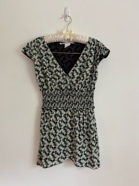 Max Studio Green Geometric Wrap-Front Women's Top